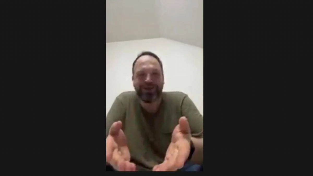 Fatih Tezcan, profiline 'enayi' yazıp 'bir süre yokum' dedi