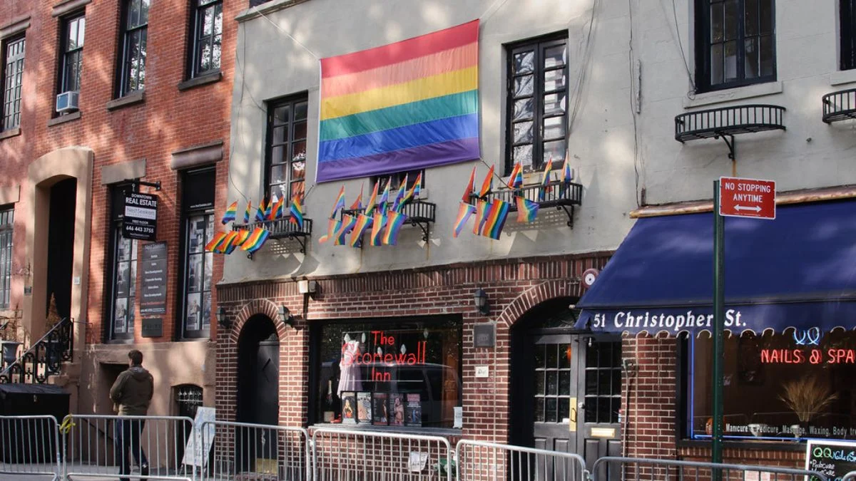 İngiliz raporlarında LGBT gerçeği