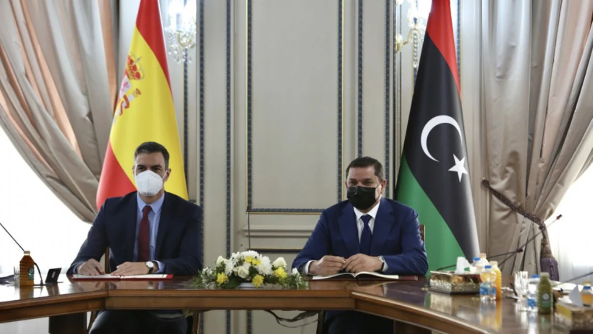 İspanya Libya'daki büyükelçiliğini yeniden açtı