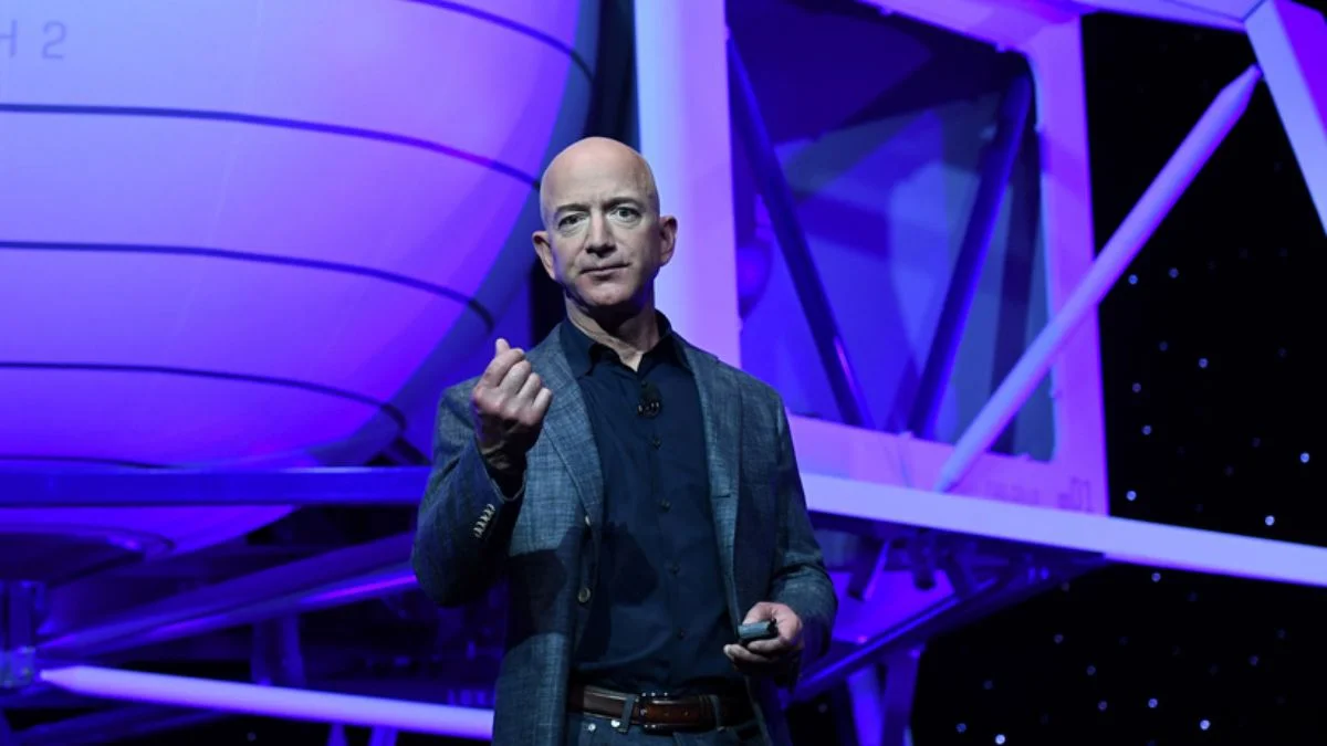 Jeff Bezos ile uzay yolculuğunun değeri 28 milyon dolar