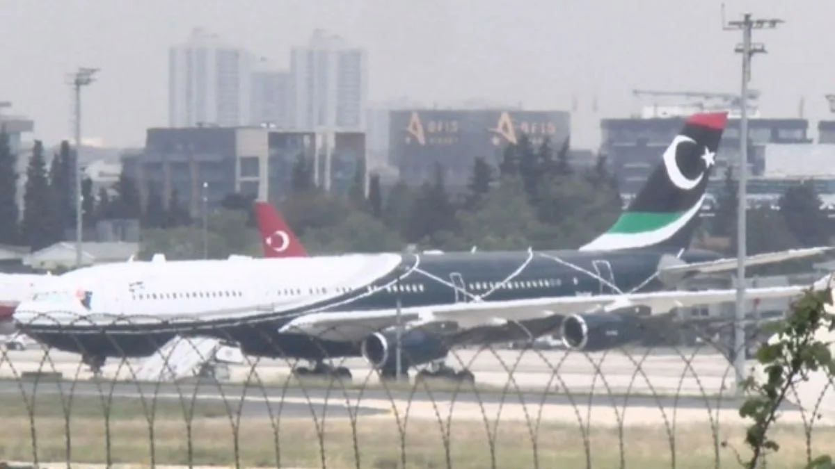 Kaddafi'nin uçağı İstanbul'da