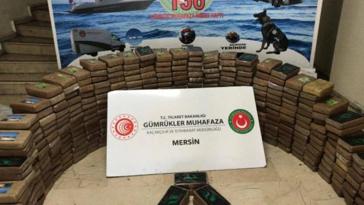 Mersin Limanı'nda ele geçirilen 463 kilogram kokain