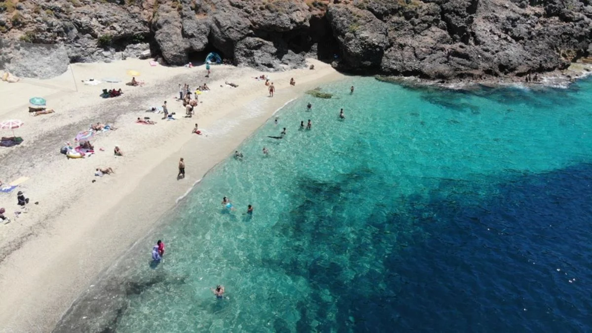 Müsilaj (deniz salyası) Akdeniz ve Ege'de var mı? Antalya, Bodrum, Marmaris, İzmir'de (deniz salyası) müsilaj var mı?