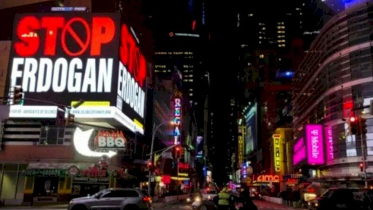 New York'taki FETÖ'nün reklam panolarına iddianame
