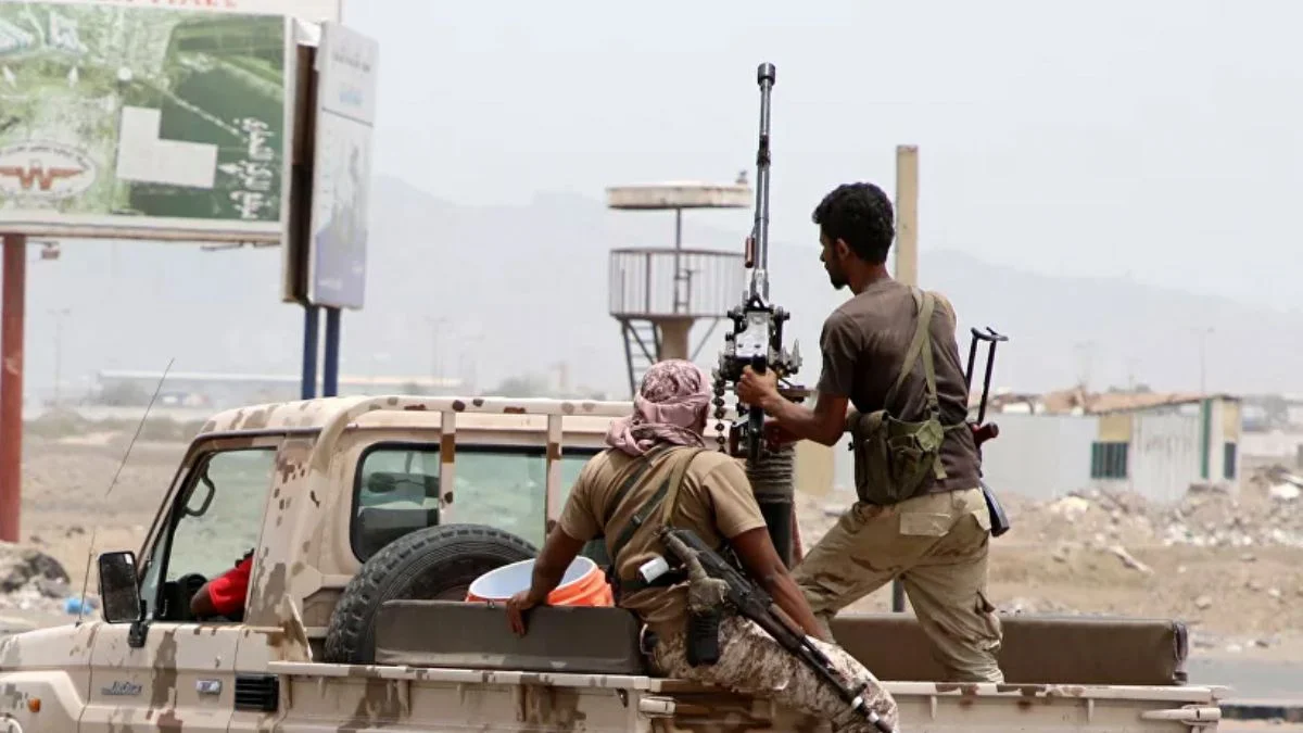 Yemen resmi ajansı: BAE destekli güçler Aden'deki binamızı ele geçirdi