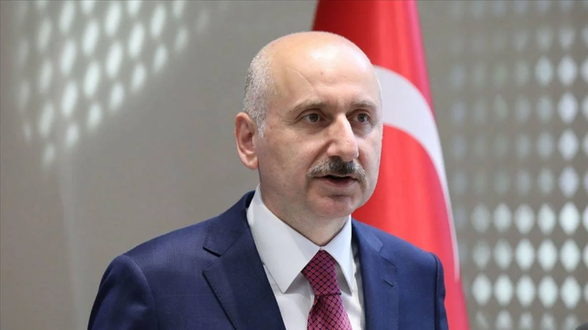 Adil Karaismailoğlu'ndan Kurban Bayramı tatili dolayısıyla yola çıkacaklara uyarı