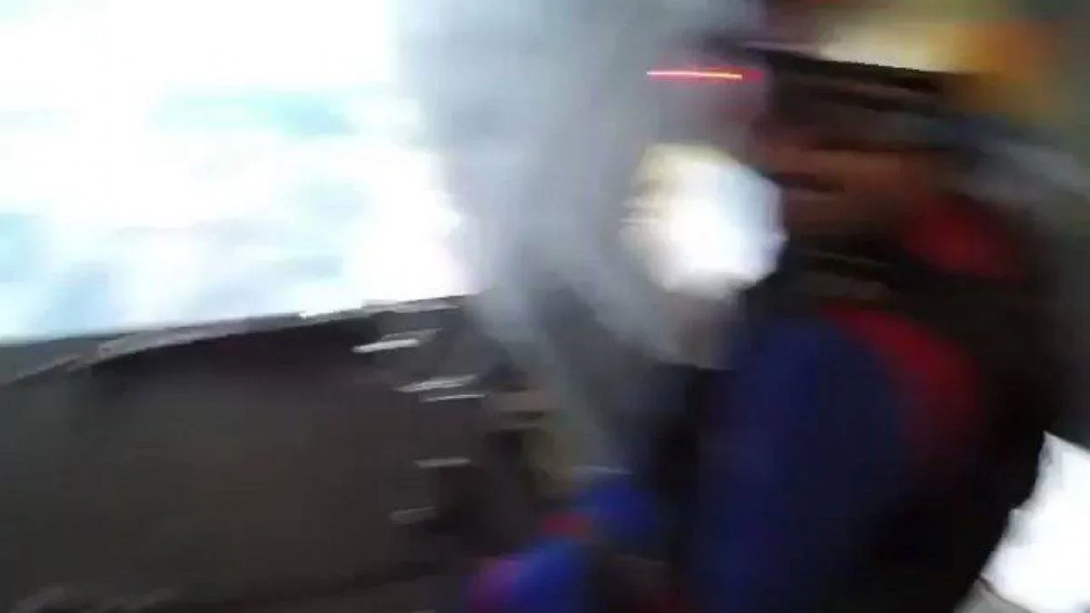 Adrenalin zirve yaptığı an skydiving