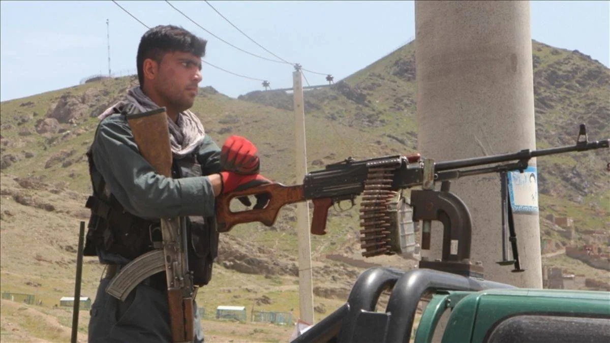 Afganistan'da bir ilçe Taliban'dan geri alındı