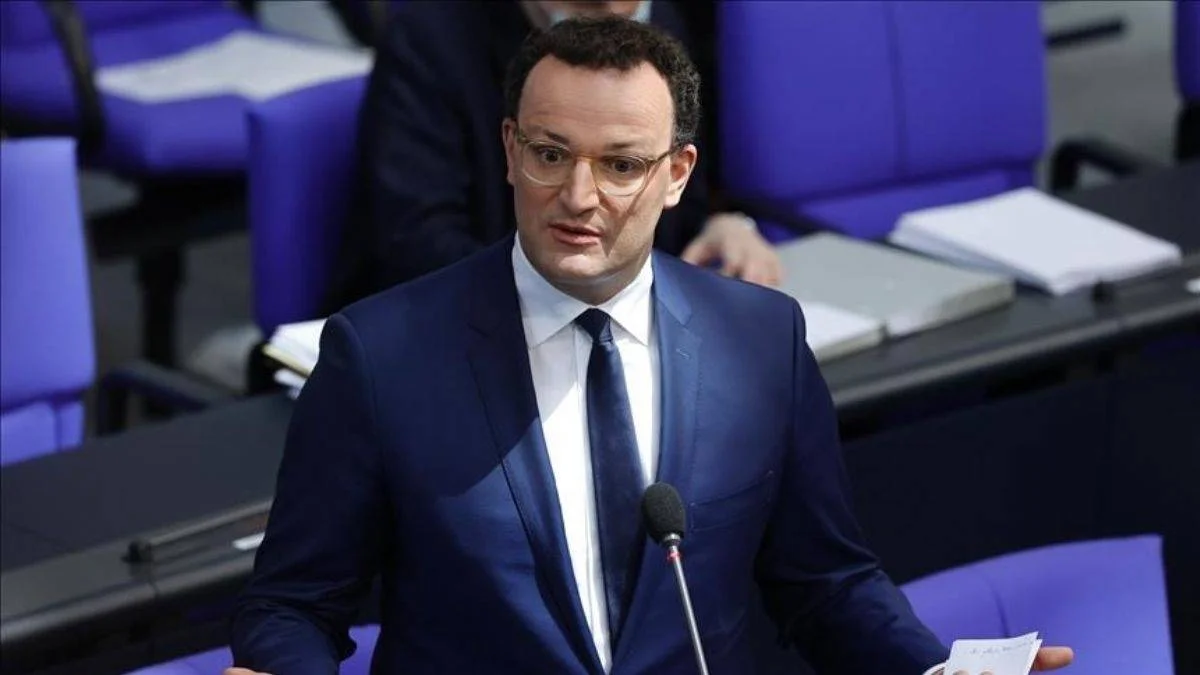 Almanya Sağlık Bakanı Spahn: Kovid-19 vakalarında ciddi artış yaşanabilir