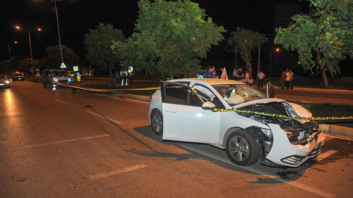 Antalya'da trafik kazası: 2 ölü
