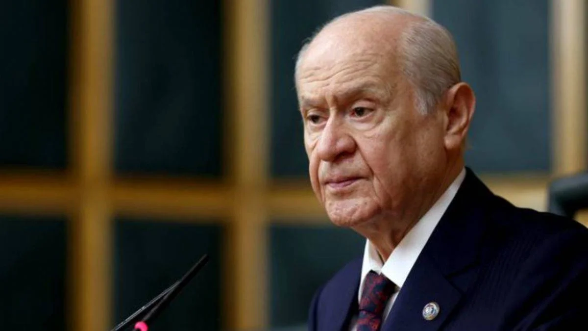 Bahçeli: AYM'nin kararı teröre örtülü destektir
