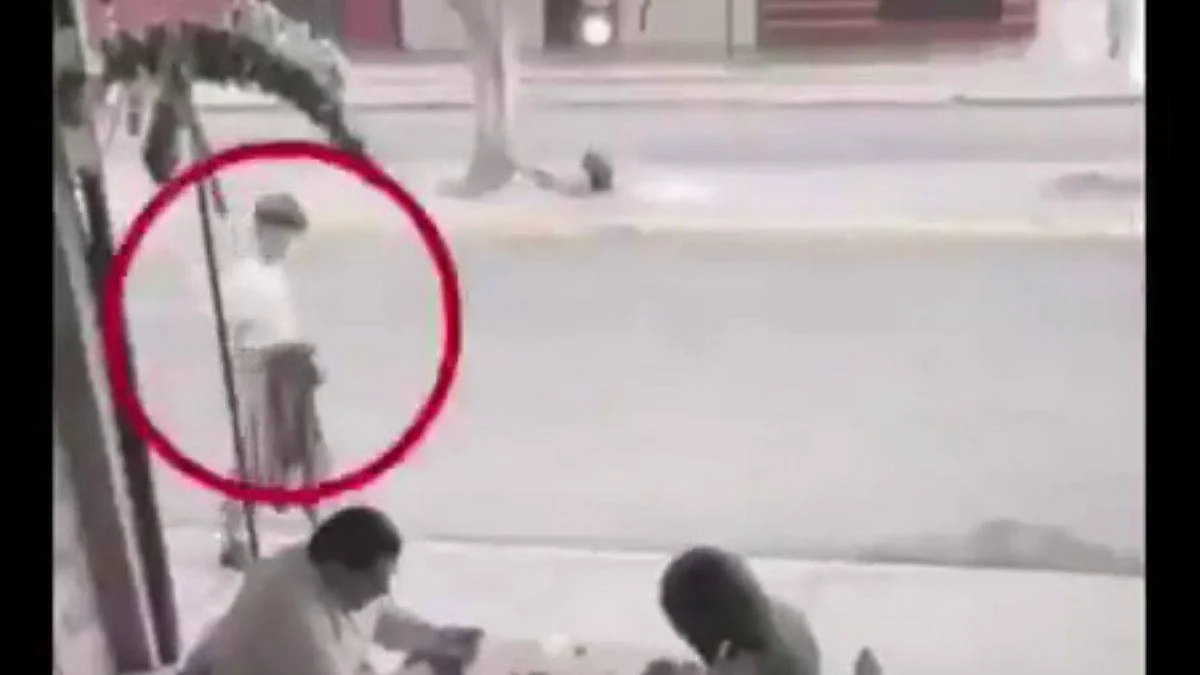 Ders çıkartılacak video! İnsanlık parayla ölçülmüyor