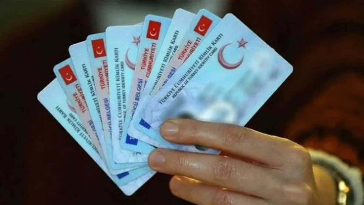 Emniyet'ten kimlik genelgesi: Fotoğrafsız gidilemeyecek