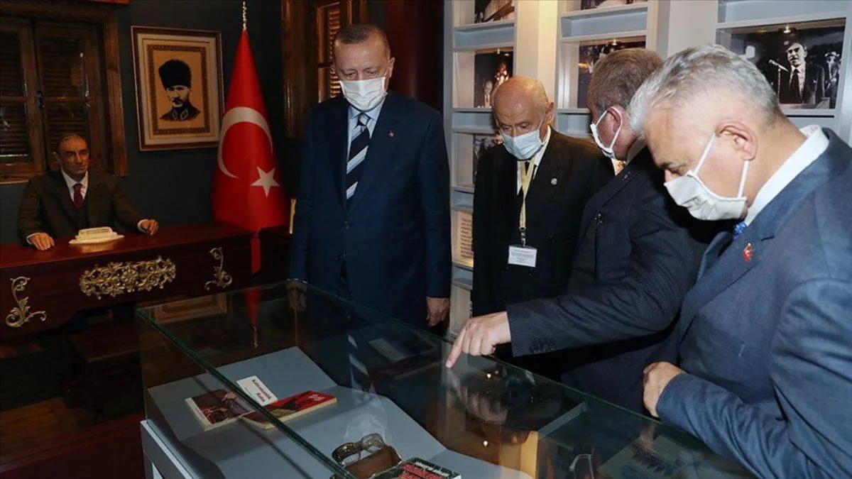 Erdoğan, Lefkoşa'da Alparslan Türkeş'in doğduğu müze eve ziyarette bulundu