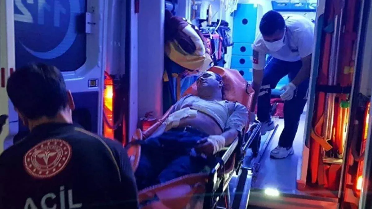 Eşini çocuklarının önünde bıçaklayarak öldürdü: Tutuklandı