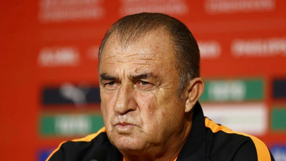 'Fatih Terim, otur sıfır!'