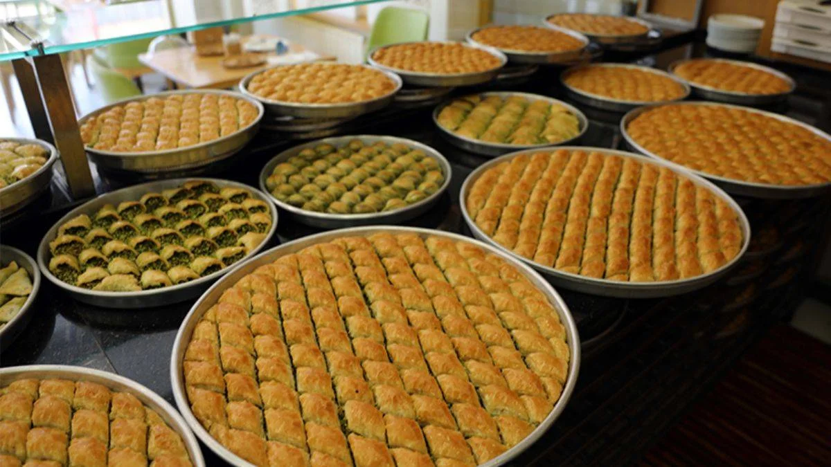 Gaziantep'te baklavacılar, bayram mesaisinde