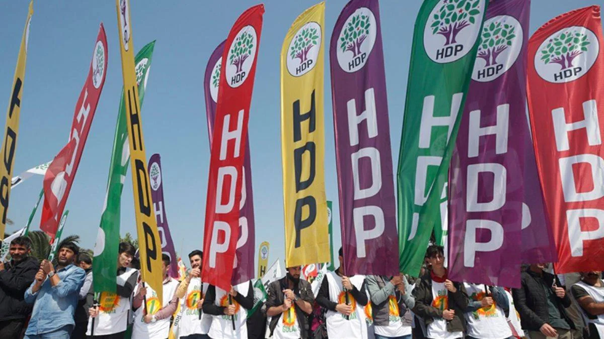 HDP'den kapatılmaya karşı savunma hazırlığı