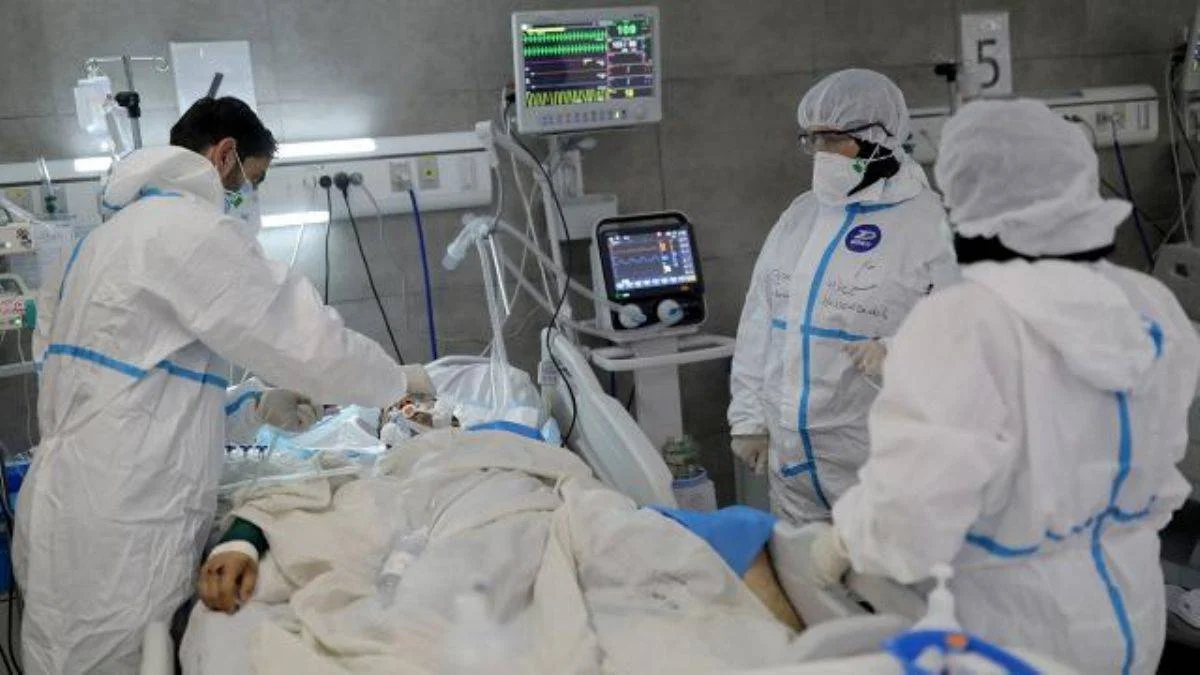 İran'da 268 kişi koronavirüsten öldü
