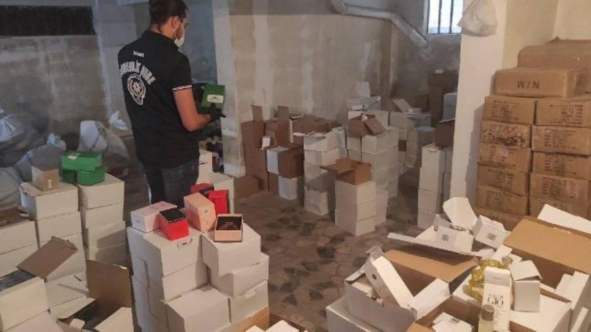 İstanbul'da 20 bin sahte parfüm ele geçirildi