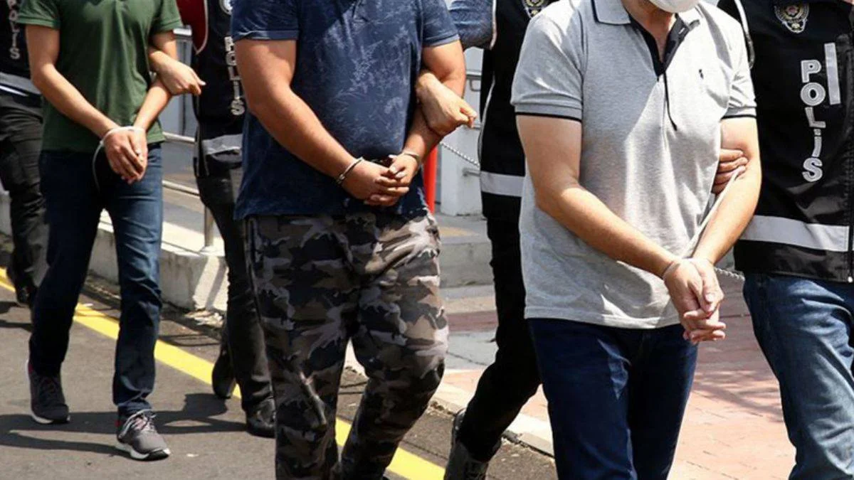 İstanbul merkezli 9 ilde FETÖ operasyonu