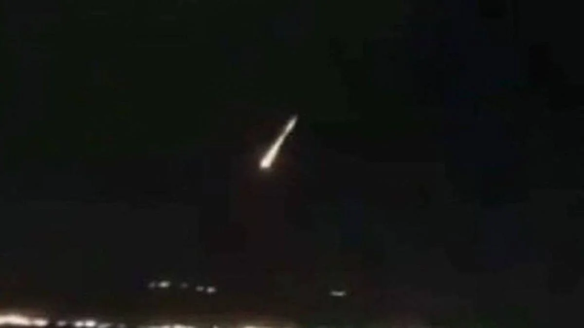 İzmir'de meteor mu düştü? Meteor (göktaşı) nereye düştü?