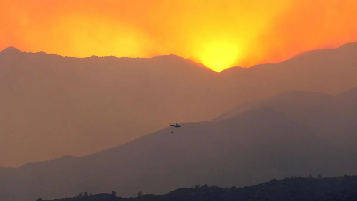 Kıbrıs Rum kesiminde devam eden yangında dört kişi hayatını kaybetti
