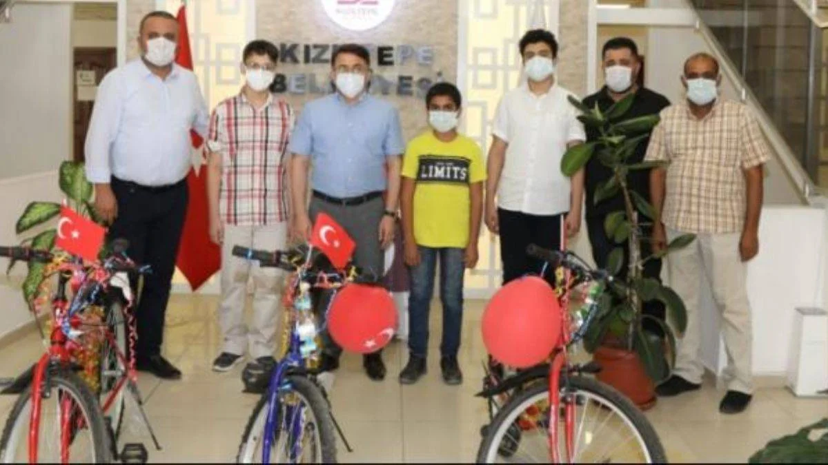 LGS'de İlk Üçe Bisiklet Hediyesi