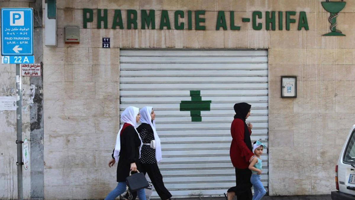 Lübnan'daki eczaneler ilaç yokluğundan 'zorunlu kapanma' kararı aldı