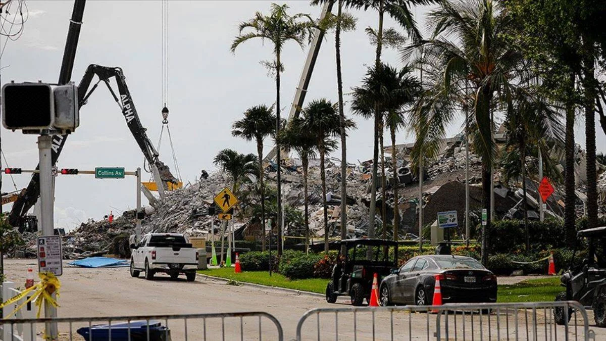 Miami'de çöken 13 katlı binanın enkazından çıkarılan ceset sayısı 78 oldu