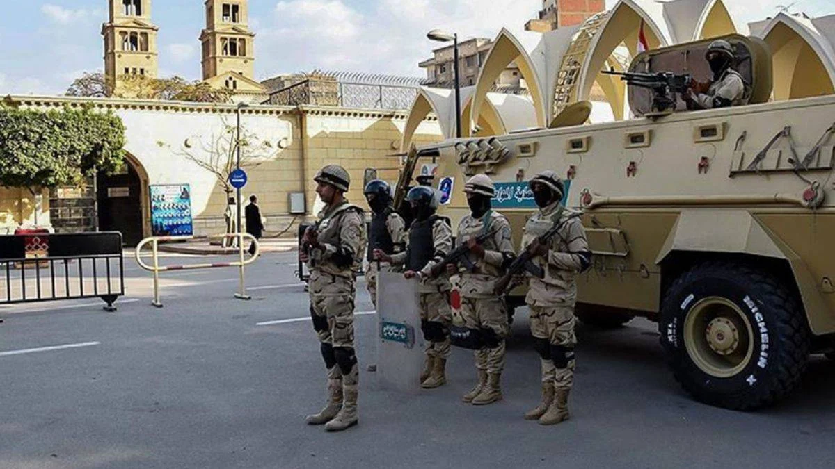 Mısır'da OHAL 17. kez uzatıldı