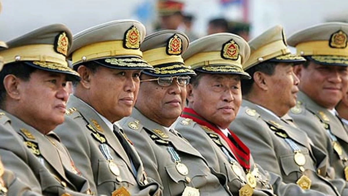 Myanmar'da askeri yönetimden koronaya karşı halka ilginç çağrı