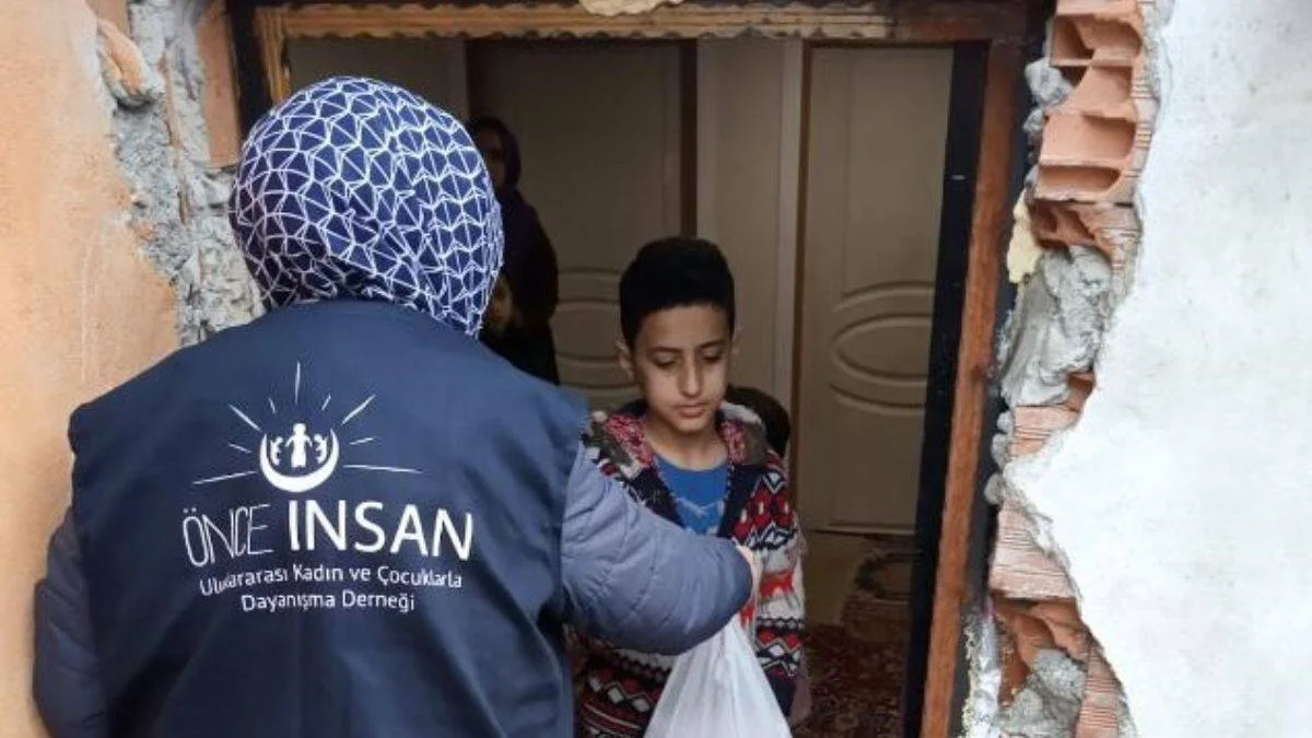 Önce İnsan Derneği'nden Kurban Bayramı Çağrısı "Kurbanını Paylaş"