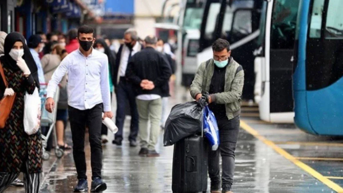 Otobüs biletini tavan fiyattan pahalıya alanlara para iadesi yapılacak mı?