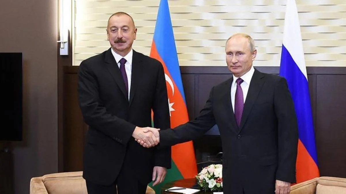 Putin ile Aliyev Karabağ'ı görüştü