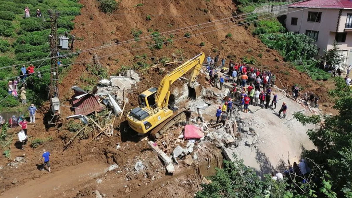 Rize'de selden etkilenenler için 1 milyon lira kaynak aktarıldı