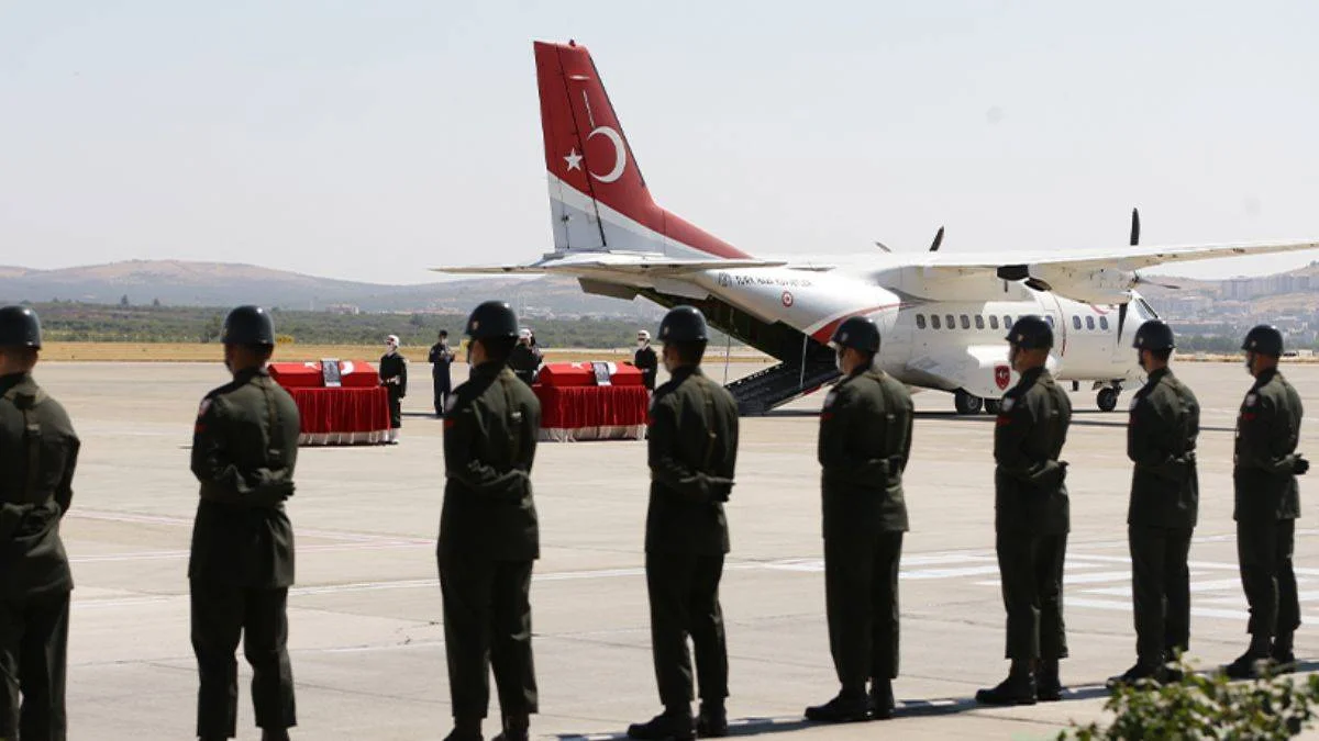 Şehit askerler memleketlerine uğurlandı