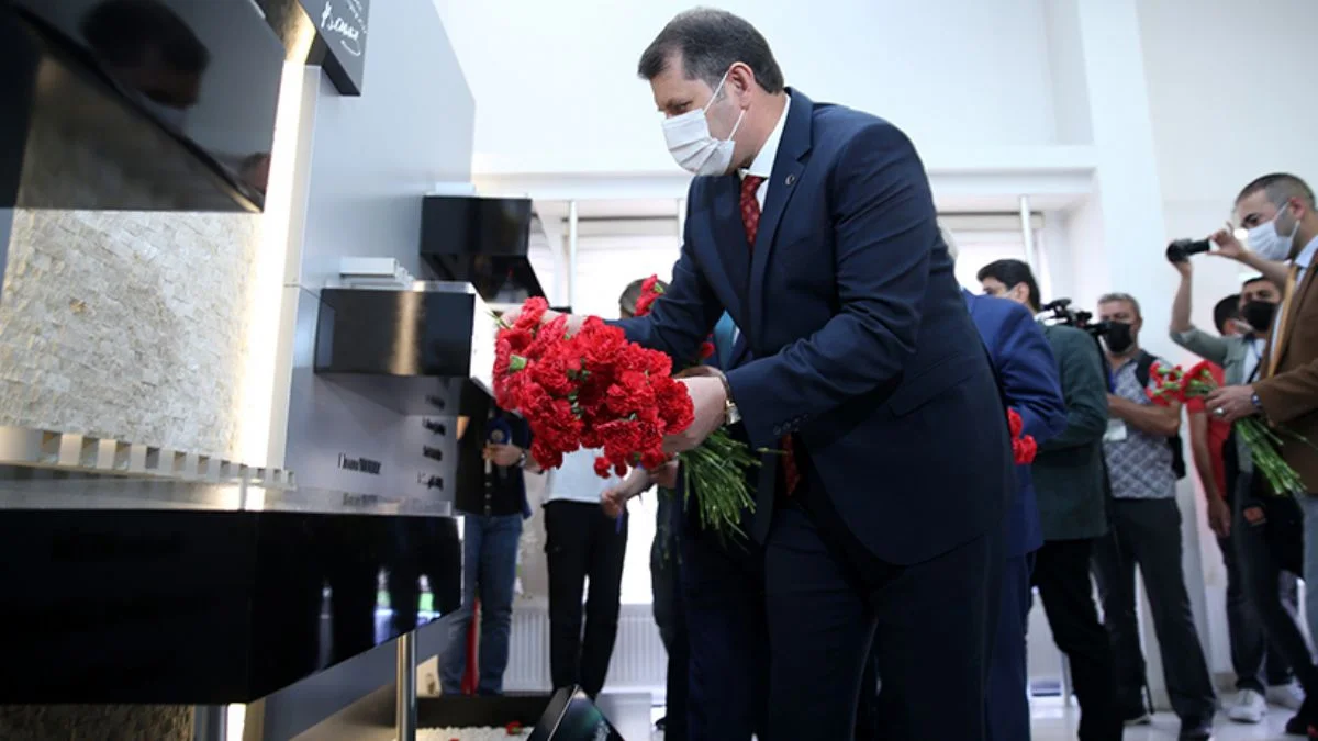 Sivas olaylarında hayatını kaybedenler anılıyor