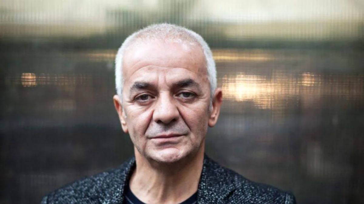 Zafer Algöz kimdir?