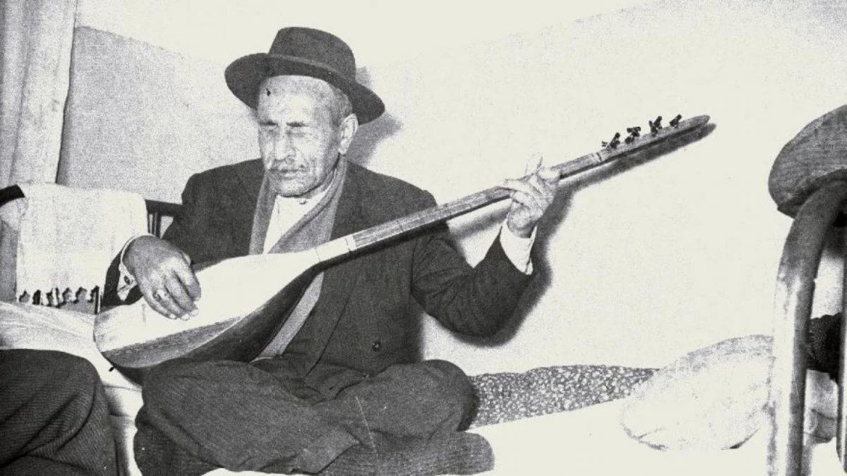Aşık Veysel Uzun İnce Bir Yoldayım sözleri