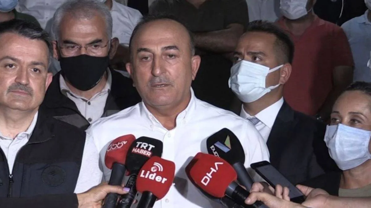 Bakan Çavuşoğlu'ndan Muhittin Böcek'in açıklamalarına tepki