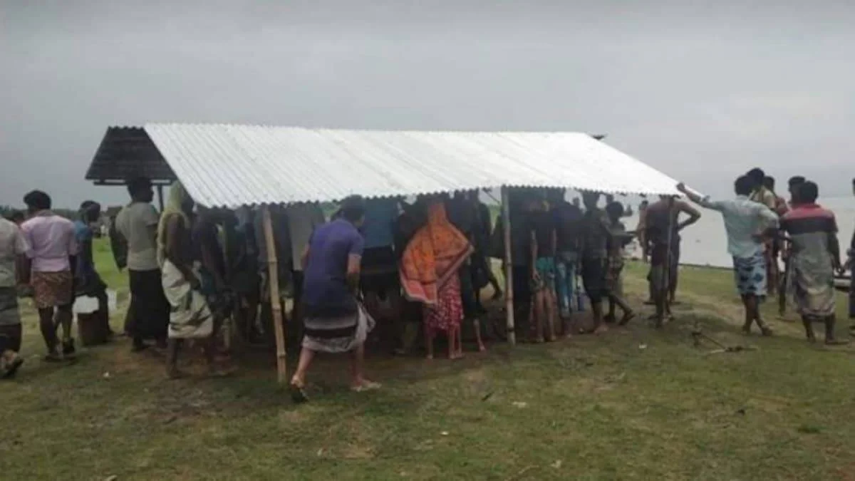 Bangladeş'te düğün yerine yıldırım düştü: 17 ölü