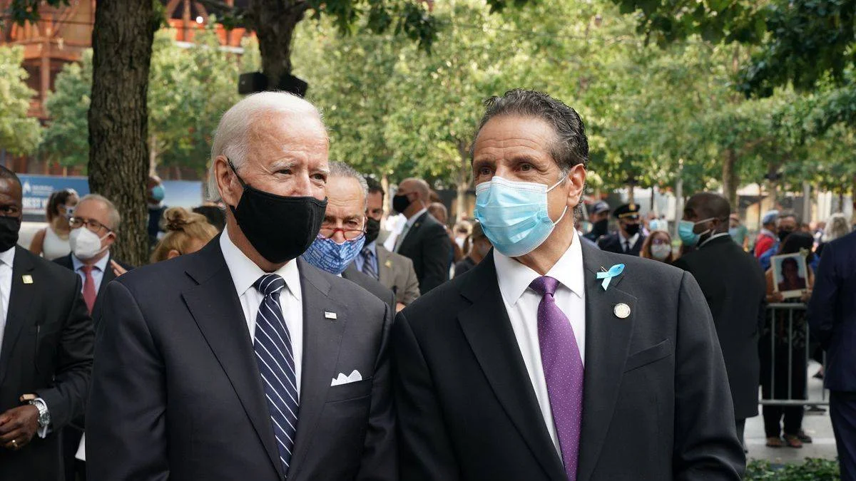 Biden'dan Vali Cuomo'ya istifa çağrısı