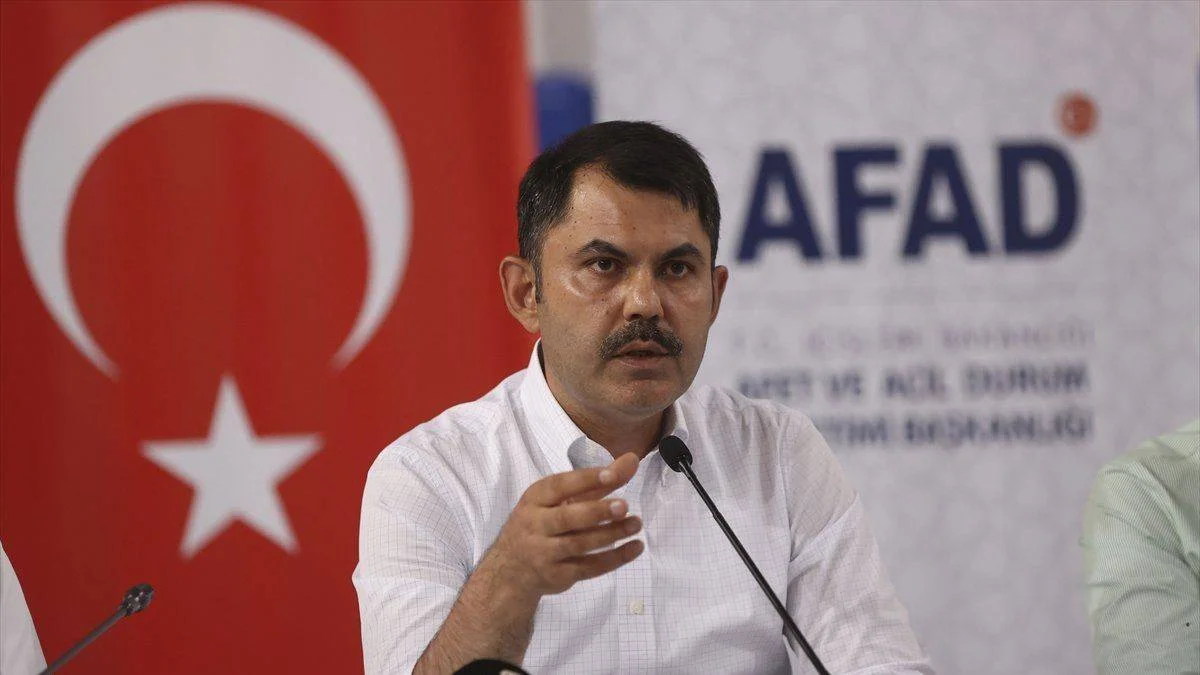 Çevre ve Şehircilik Bakanı Kurum:Yangında zarar gören konutlar yerine yapılacak