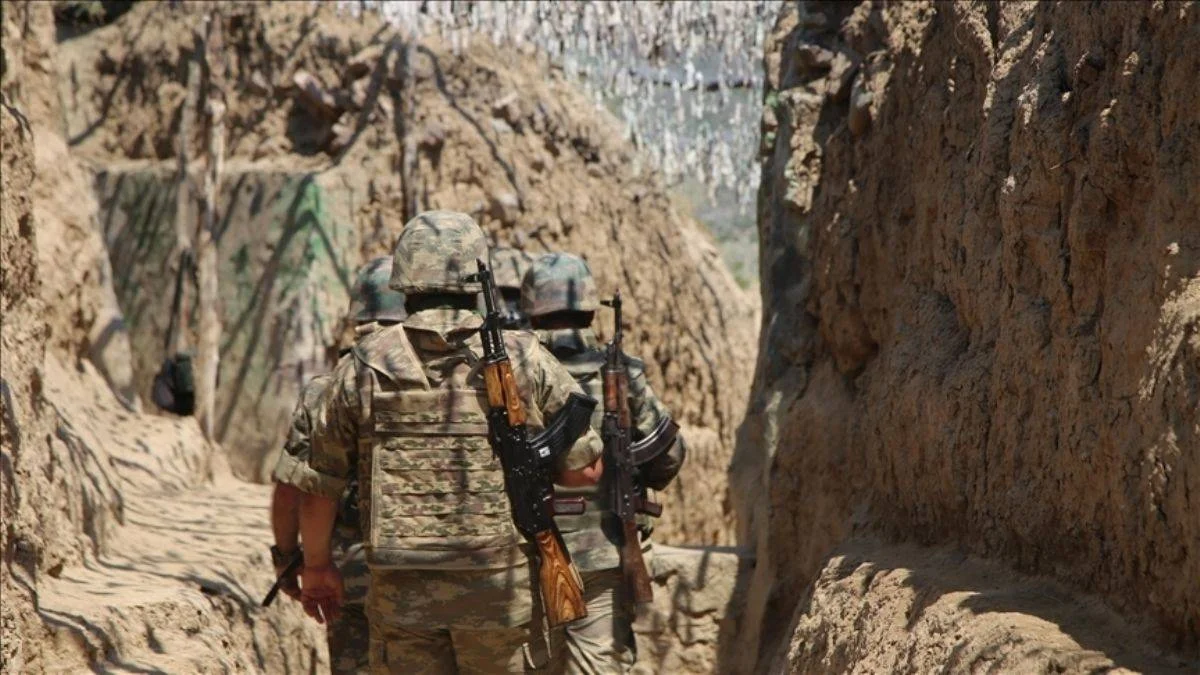 Ermenistan askerleri sınırdaki Azerbaycan mevzilerine ateş açtı
