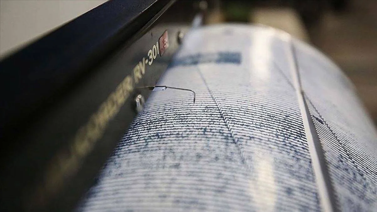 Filipinler'in Mati kenti açıklarında 7,1 büyüklüğünde deprem meydana geldi