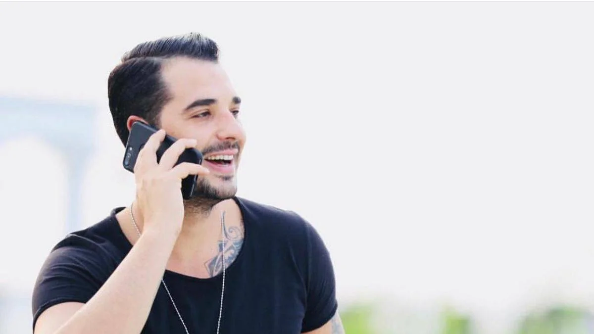 "Foçanın En iyi perfomans mekanı Mambo Beach 21 Ağustos İrem Derici Konseri Ünlü Organizatör Cihan Tükel , ve Mekanın işletmecisi Muhammet Çakar güçleri birleştirdi"