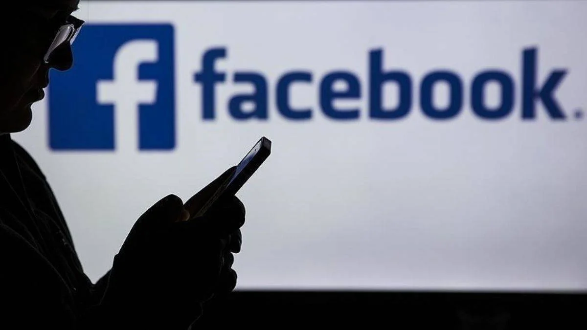 Fransa'da, Facebook'un 'İsrail' sansürüne karşı kampanya başlatıldı