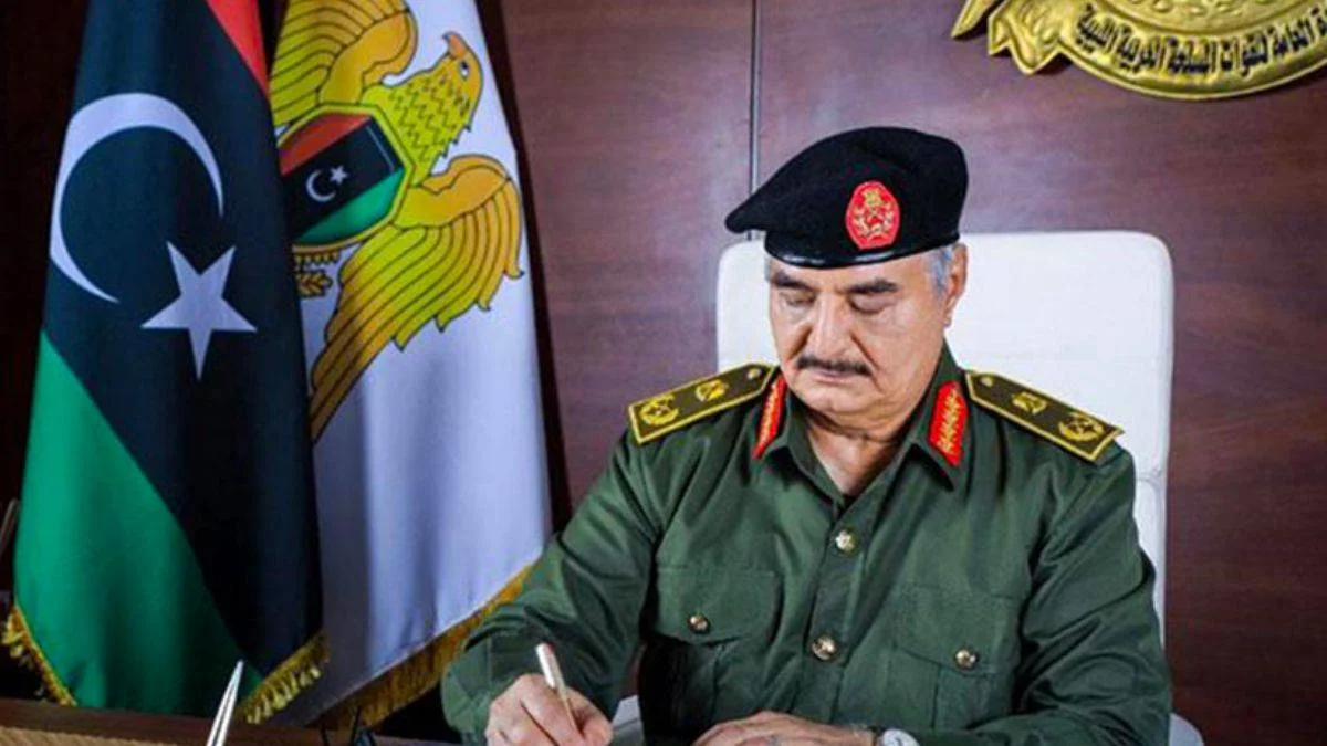 Hafter'in tavrı krizin fitilini ateşledi