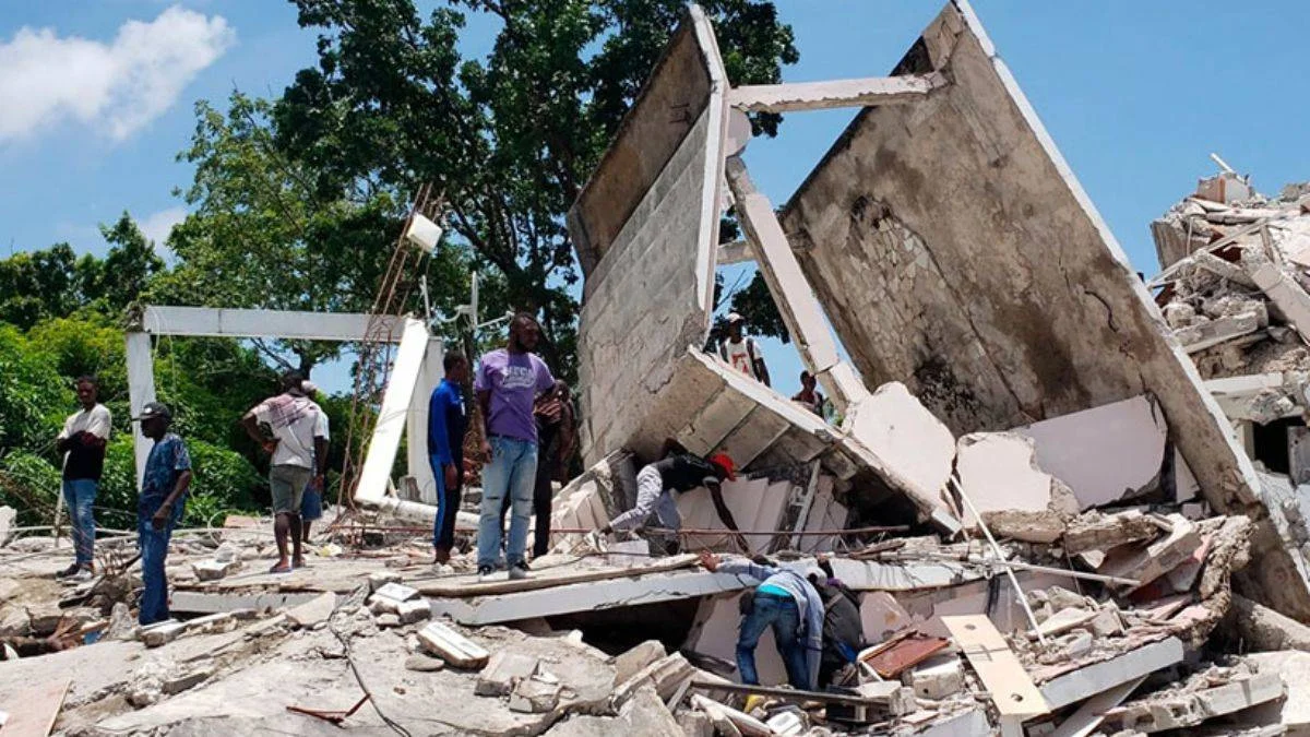 Haiti depreminde ölü sayısı 1297'ye yükseldi